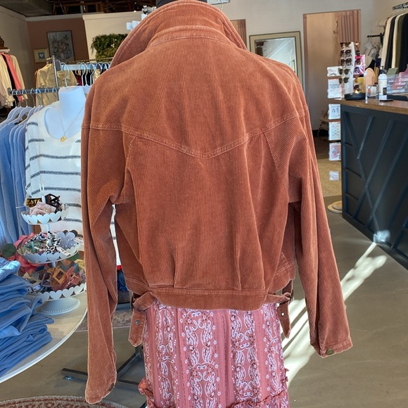 Cropped Corduroy Jacket - Picture 3 of 4